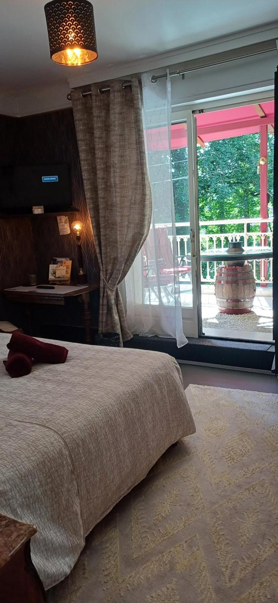 Chambres D'Hotes La Foret Longwy Room photo